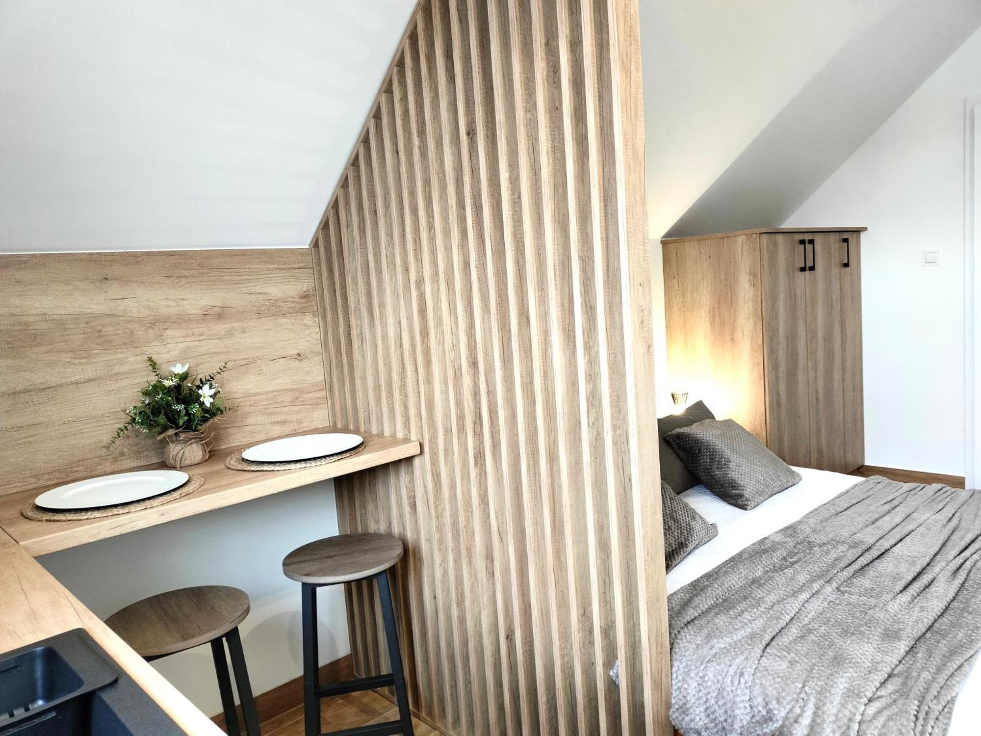 Agroturystyka Jodlowa - Rodzinne Apartamenty W Centrum Gor Swietokrzyskich - Sala Zabaw, Zwierzeta, Bilard Krajno-Zagorze Buitenkant foto
