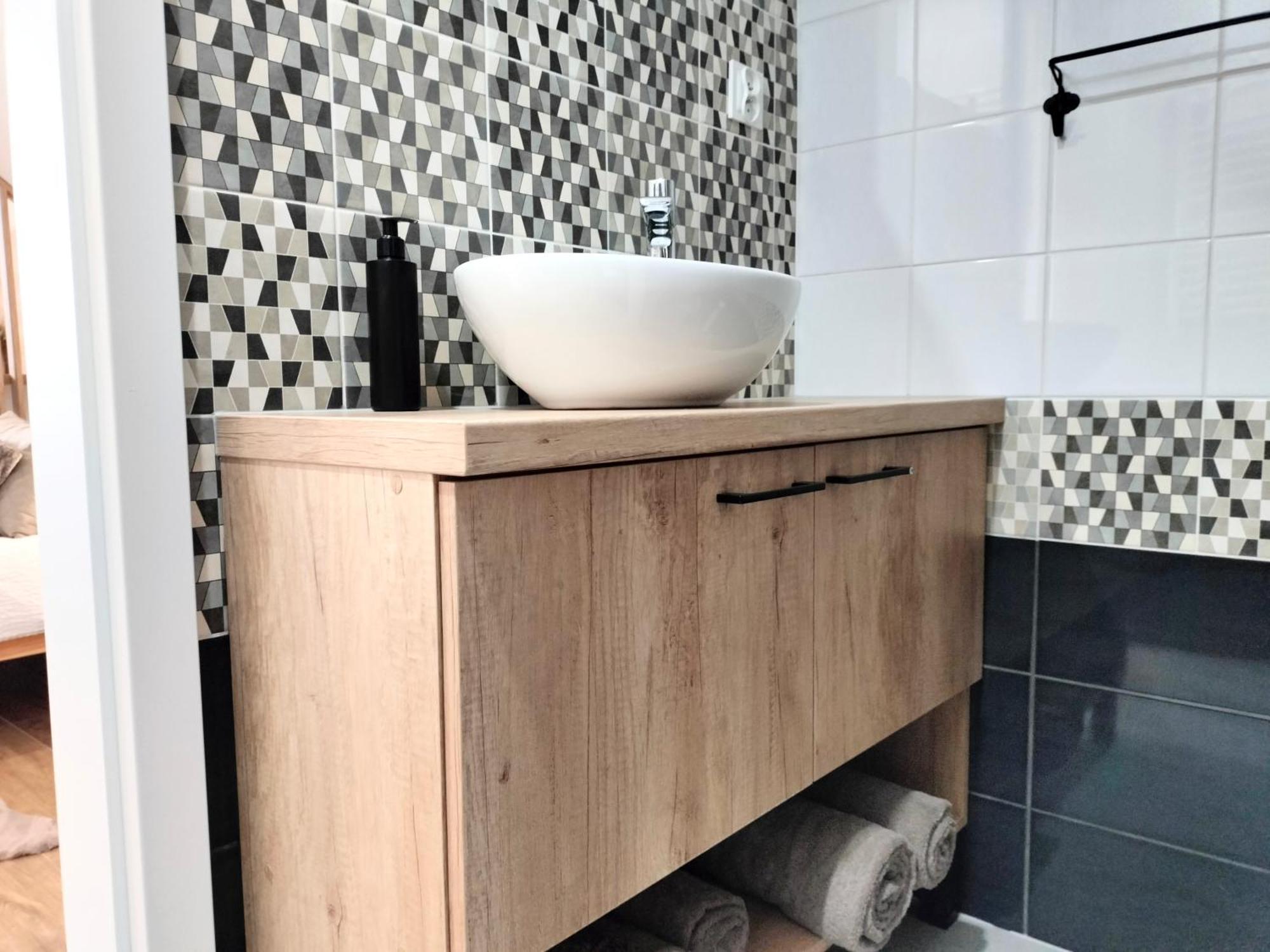 Agroturystyka Jodlowa - Rodzinne Apartamenty W Centrum Gor Swietokrzyskich - Sala Zabaw, Zwierzeta, Bilard Krajno-Zagorze Buitenkant foto