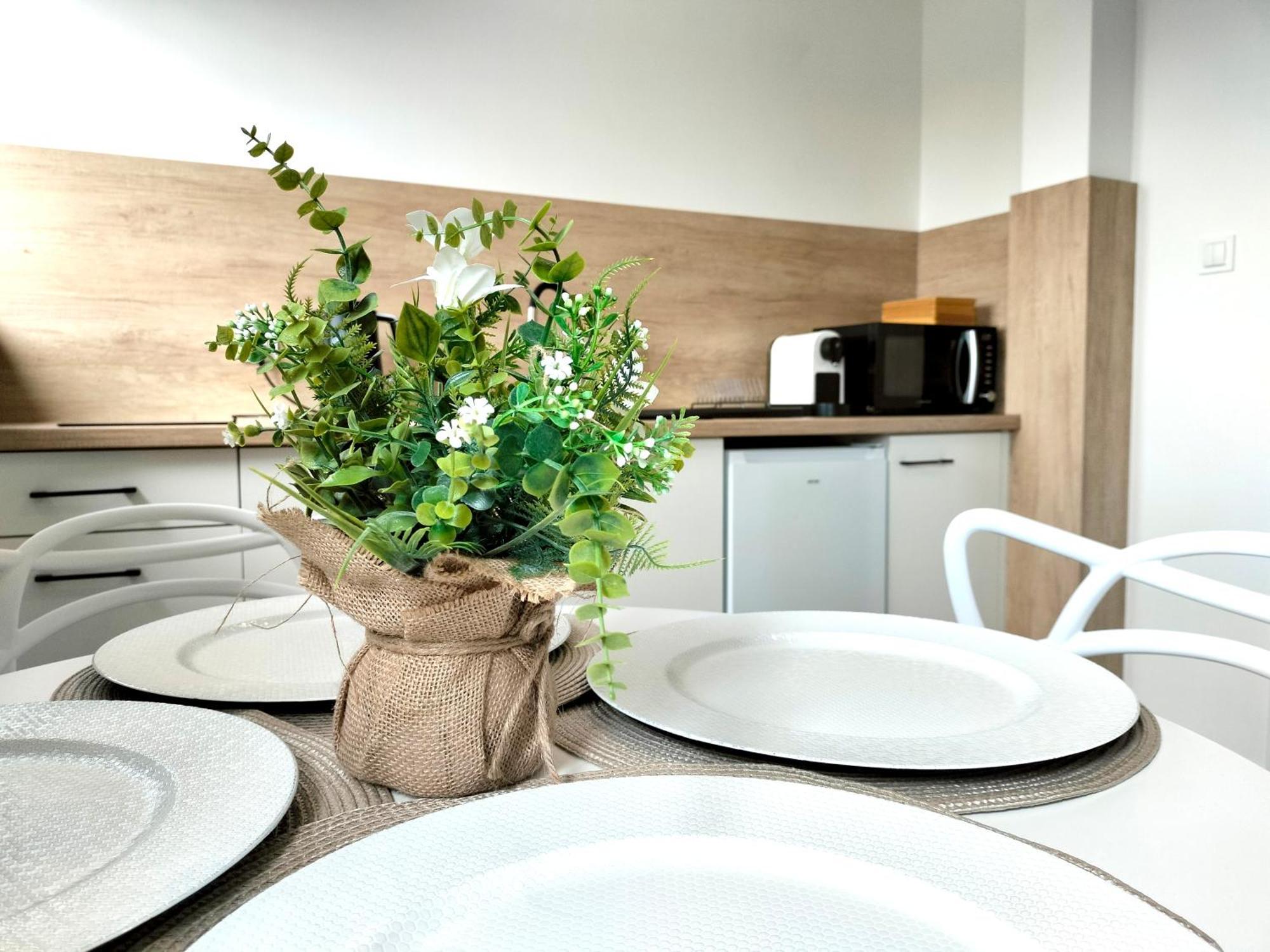 Agroturystyka Jodlowa - Rodzinne Apartamenty W Centrum Gor Swietokrzyskich - Sala Zabaw, Zwierzeta, Bilard Krajno-Zagorze Buitenkant foto