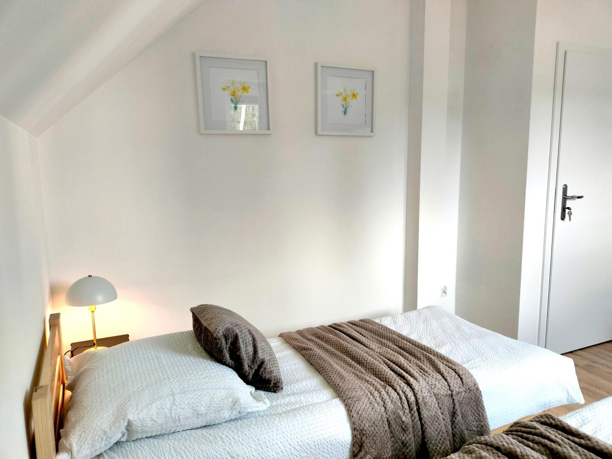Agroturystyka Jodlowa - Rodzinne Apartamenty W Centrum Gor Swietokrzyskich - Sala Zabaw, Zwierzeta, Bilard Krajno-Zagorze Buitenkant foto